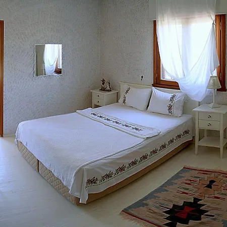 Pensiune La Viva Alacati Alacati